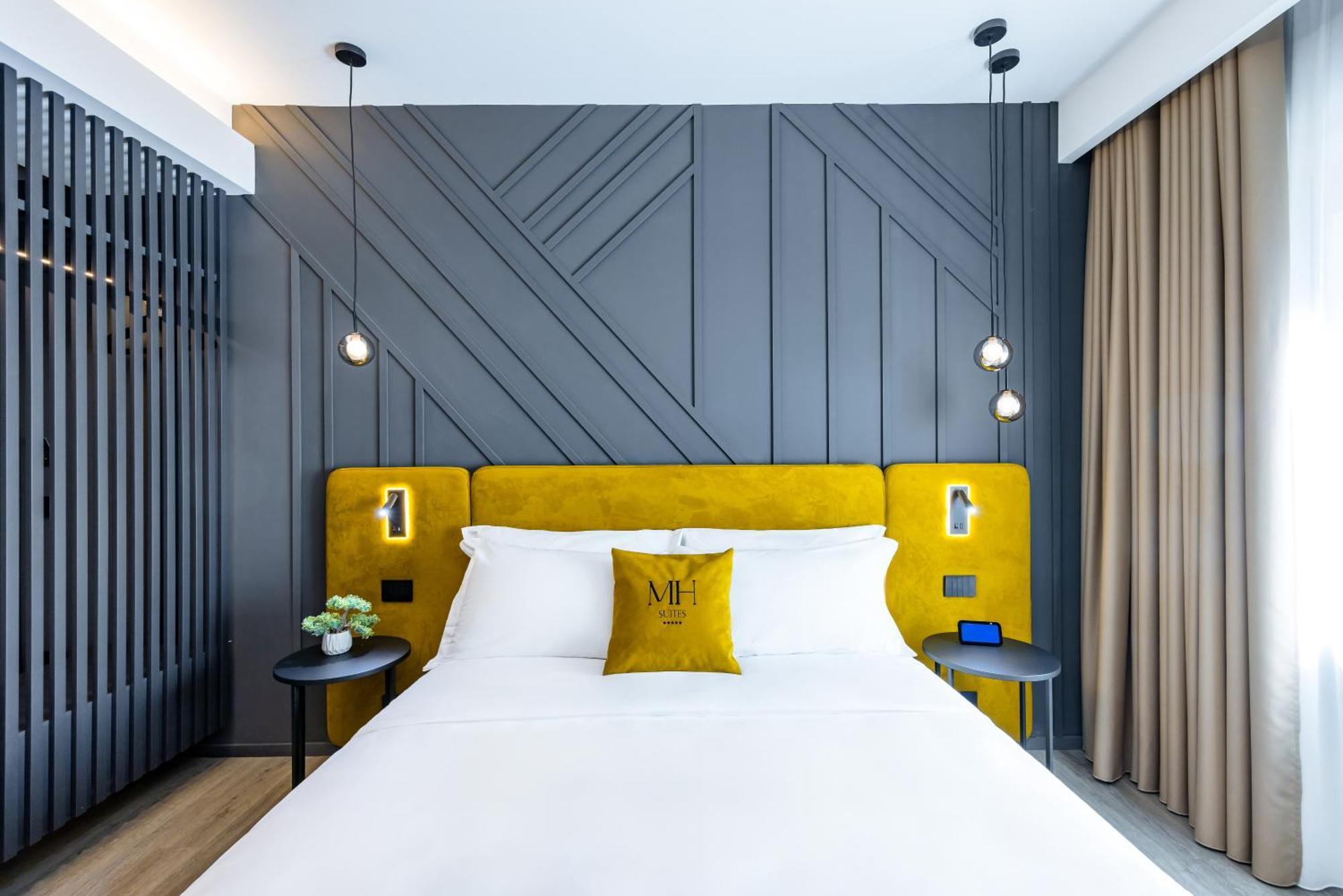 Mh Suites Plebiscito Неаполь Экстерьер фото