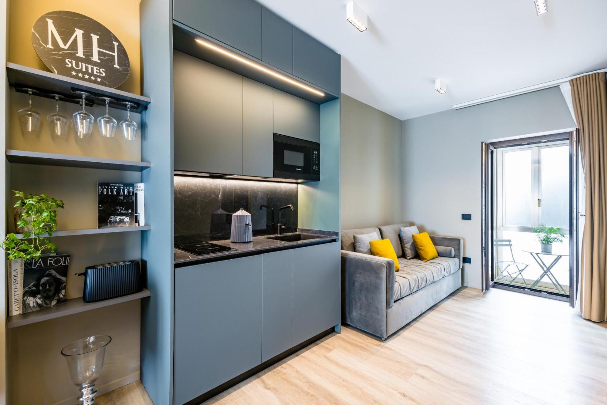 Mh Suites Plebiscito Неаполь Экстерьер фото