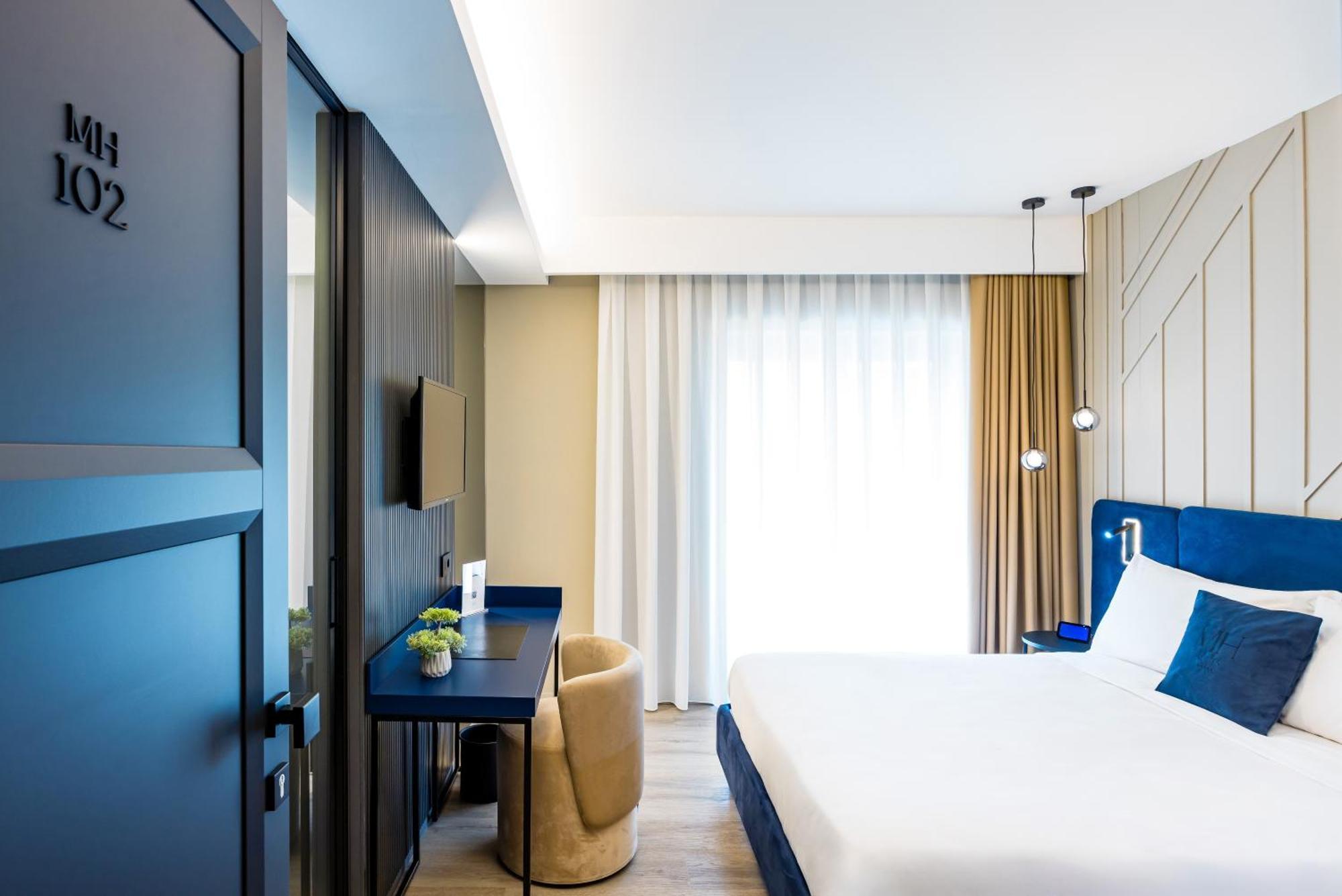 Mh Suites Plebiscito Неаполь Экстерьер фото